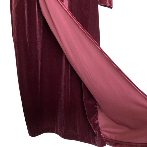 BANANA REPUBLIC Long Sleeve Stretch Velvet Twist Midi Dress in Wine Burgundy - Picture 8 of 11